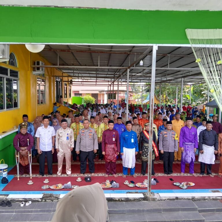 Bhabinkamtibmas Polsek Bulang Hadiri dan Amankan Pembukaan MTQH Tingkat Kelurahan Bulang Lintang