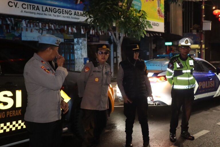 Polres Pelabuhan Tanjungperak Larang Warga Surabaya SOTR
